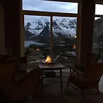 Gammelstua Seaview Feriehus *