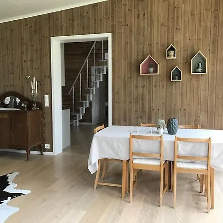 Gammelstua Seaview Kongsjorda
